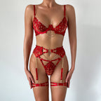 Crimson Temptation Chain Lace | Red