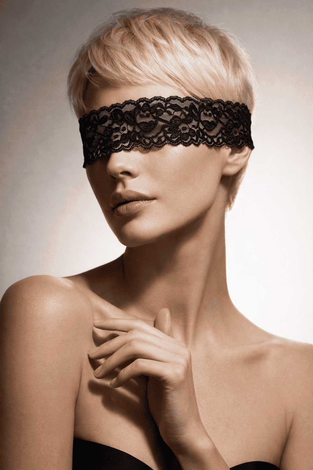 Floral Lace Eye Mask | Black